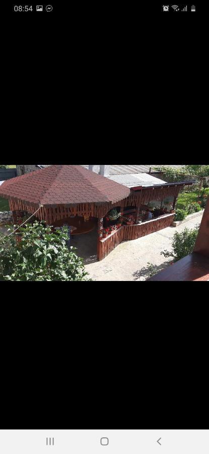 Casa Luca Hotel Simbata de Sus Ngoại thất bức ảnh